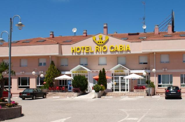 Hotel Rio Cabia Exterior foto